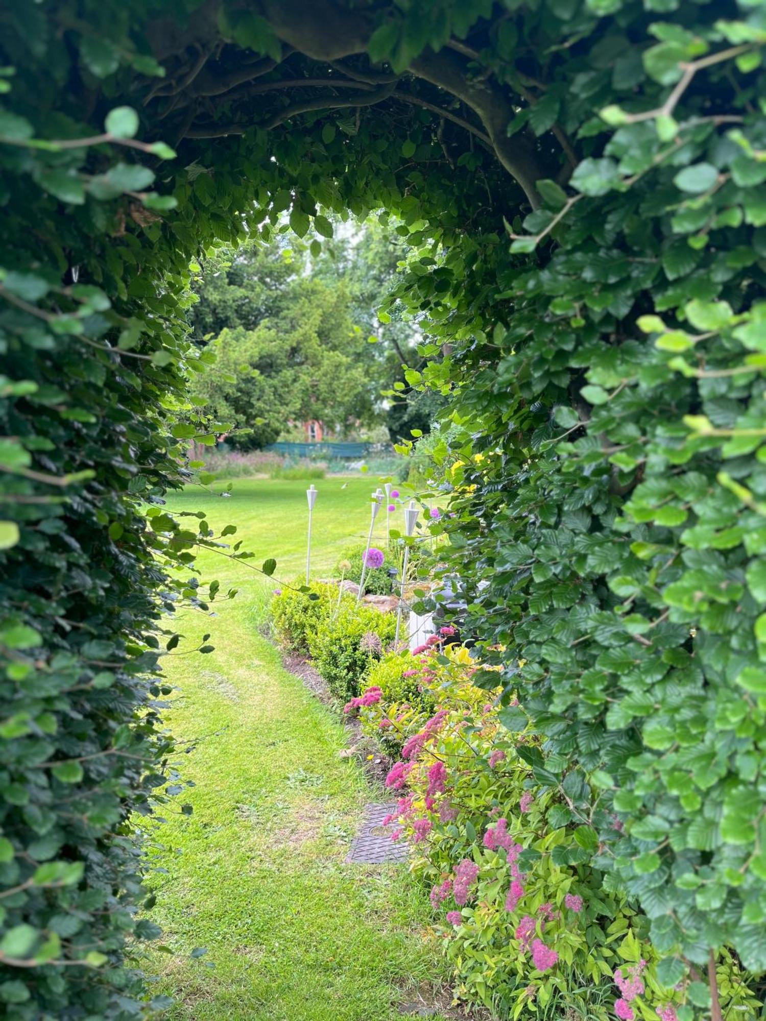 Bed and Breakfast Spenford House 1640 Listed House Idilic Location Pub Walking Distance Loppington Exteriér fotografie